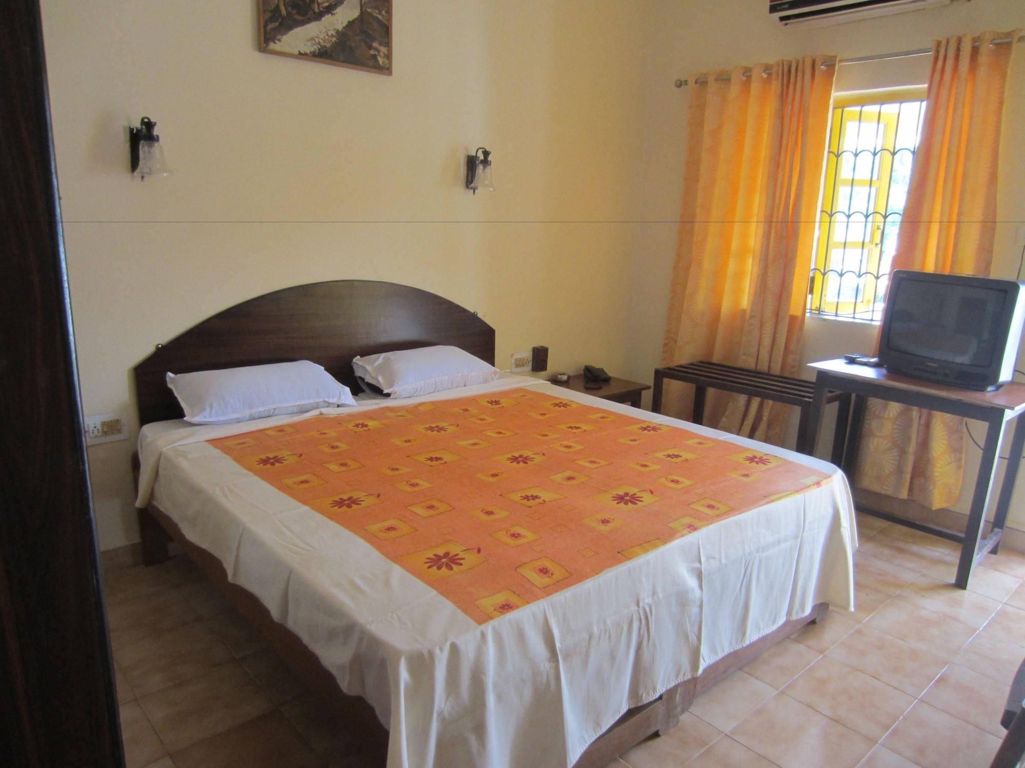 Hotel Riverside Baga Ngoại thất bức ảnh