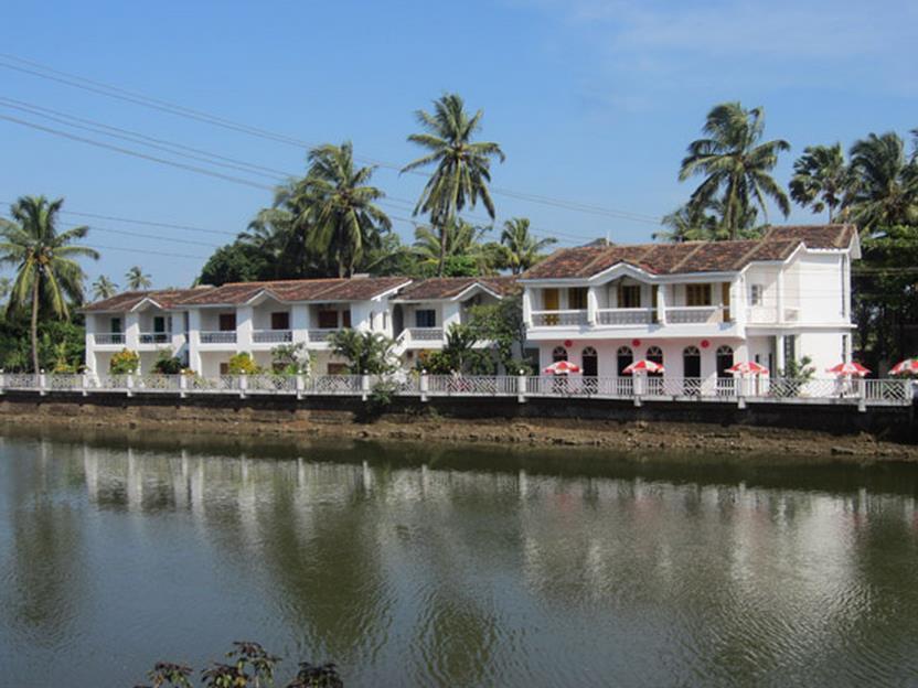 Hotel Riverside Baga Ngoại thất bức ảnh